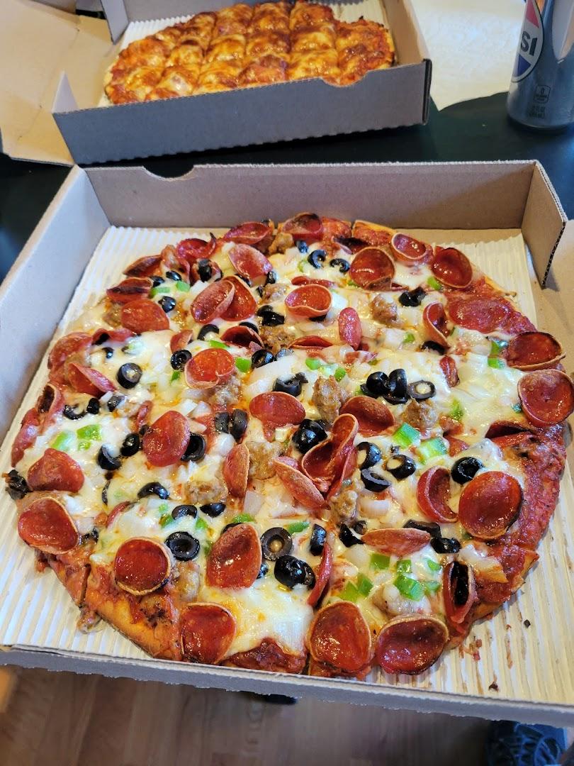 Mama Renie's Pizza - Nelsonvillle